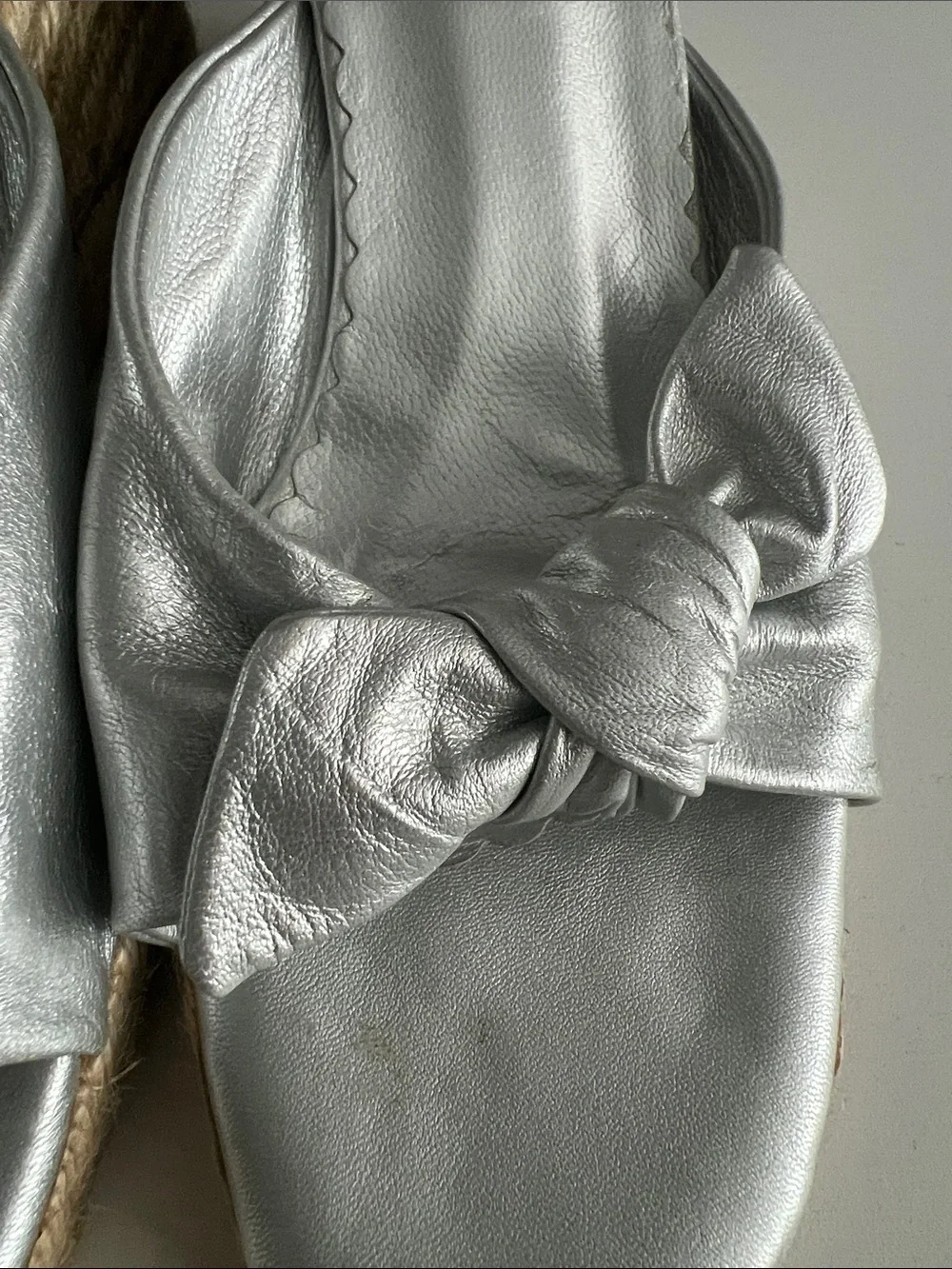 Lilly Pulitzer Metallic Silver Knot Slide Mules